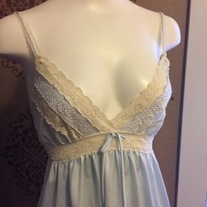 Vintage nightgown vntg